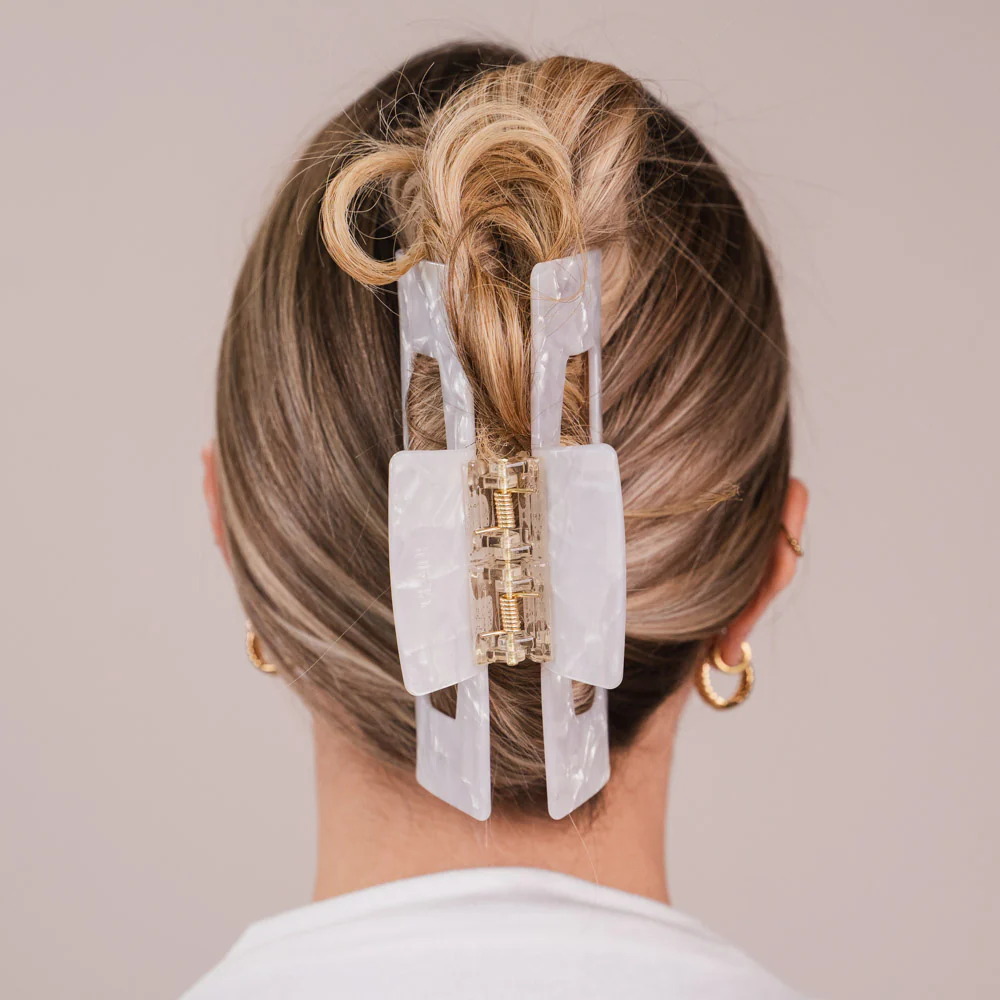 Alena Haarklammer - Image 5