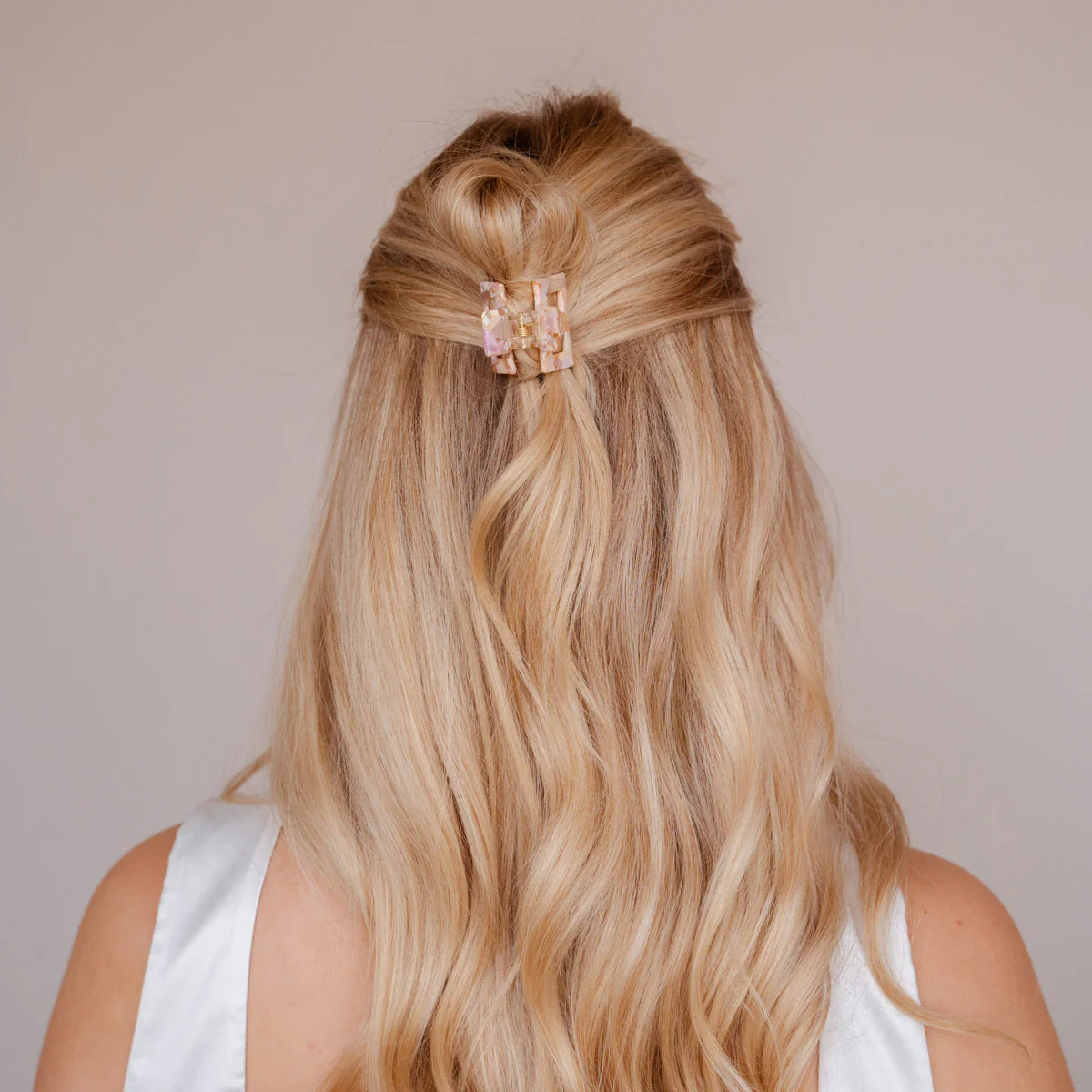 Alina Haarklammer - Image 4