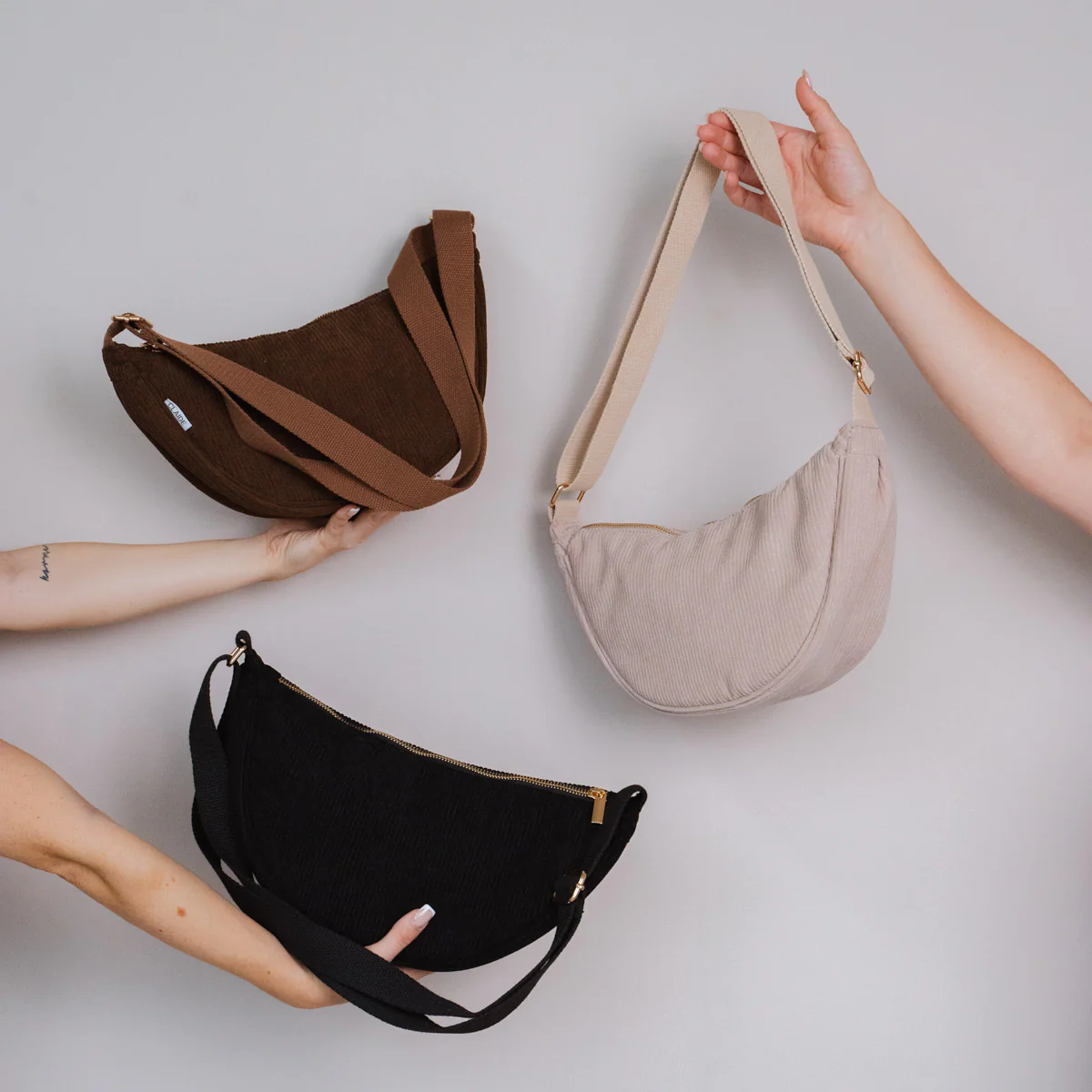 Cord Crossbody Bag braun - Image 6