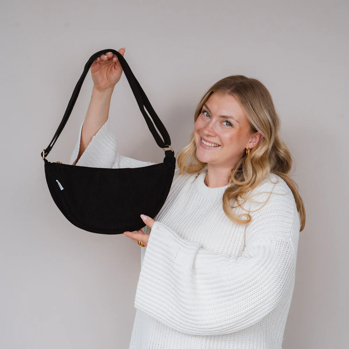 Cord Crossbody Bag schwarz - Image 4