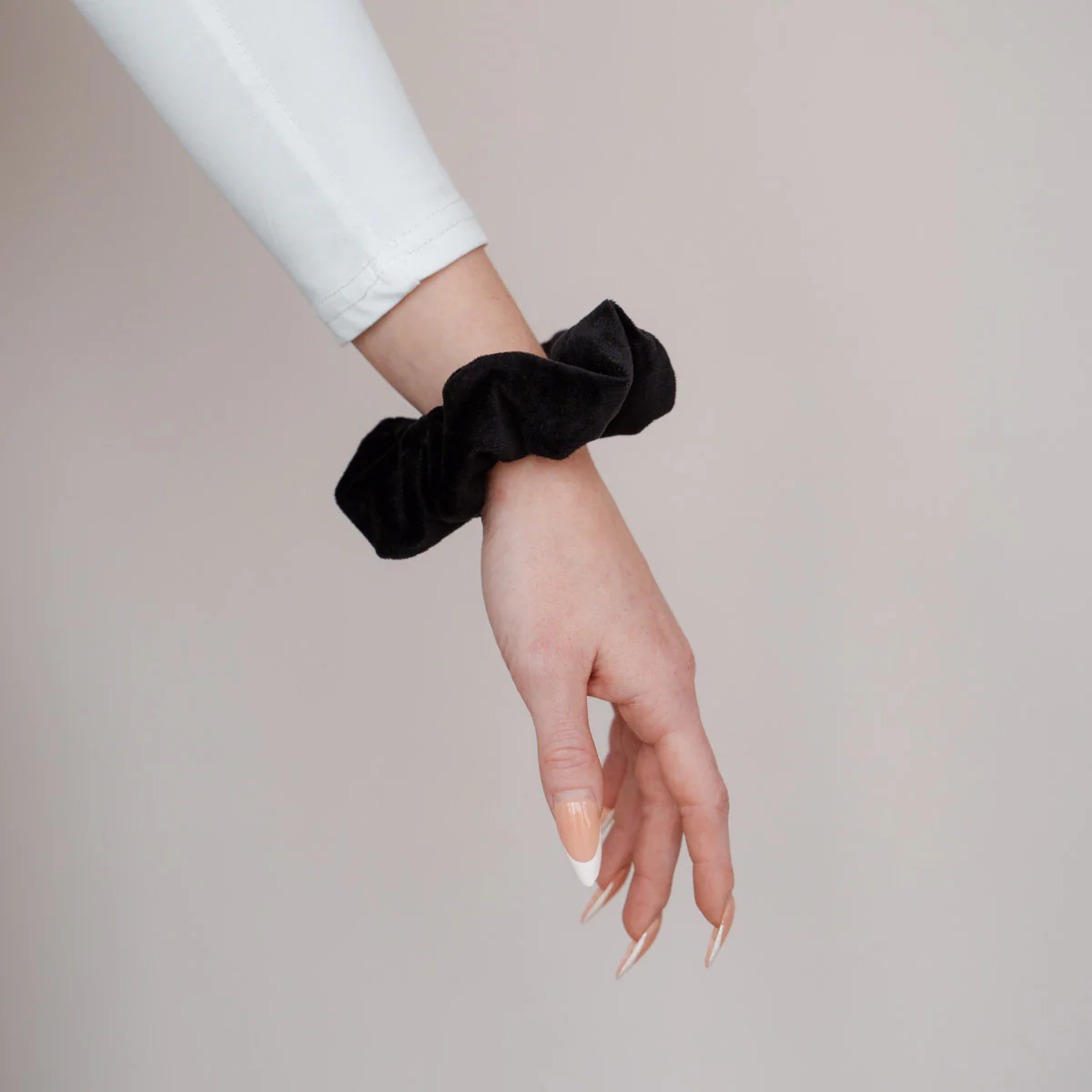 Elara Scrunchie - Image 7