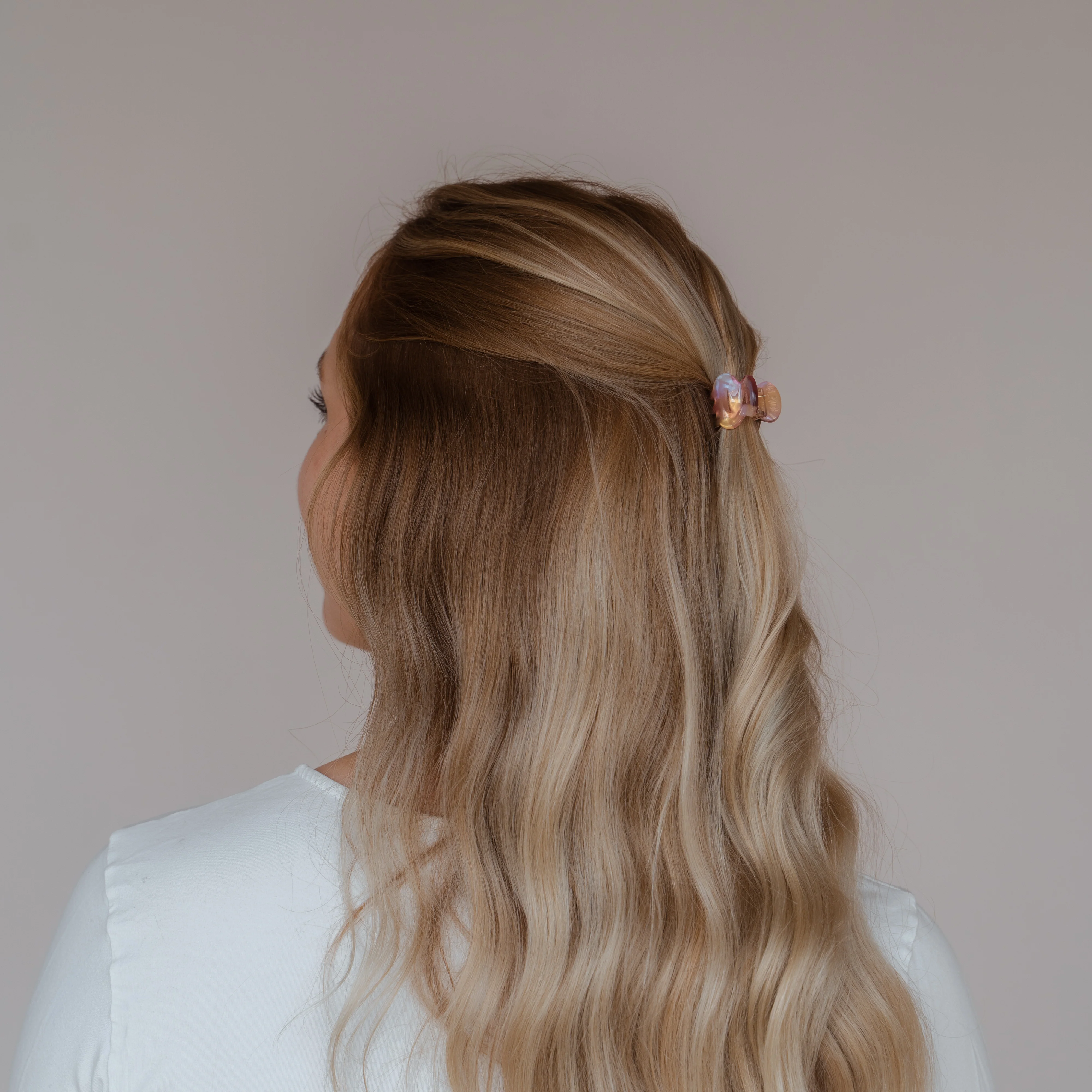 Emy Haarklammer - Image 2