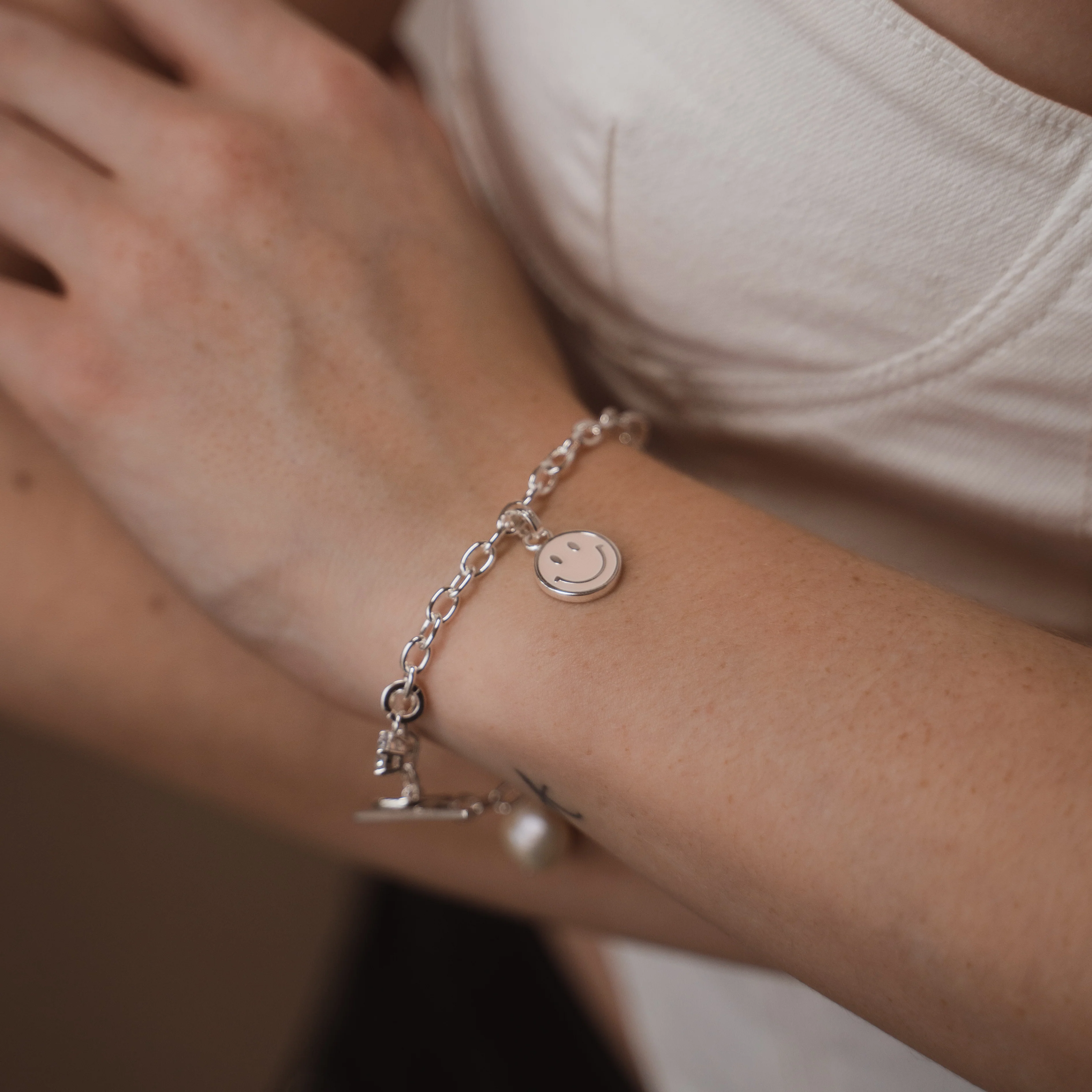 Fee Charm-Anhänger - Image 9