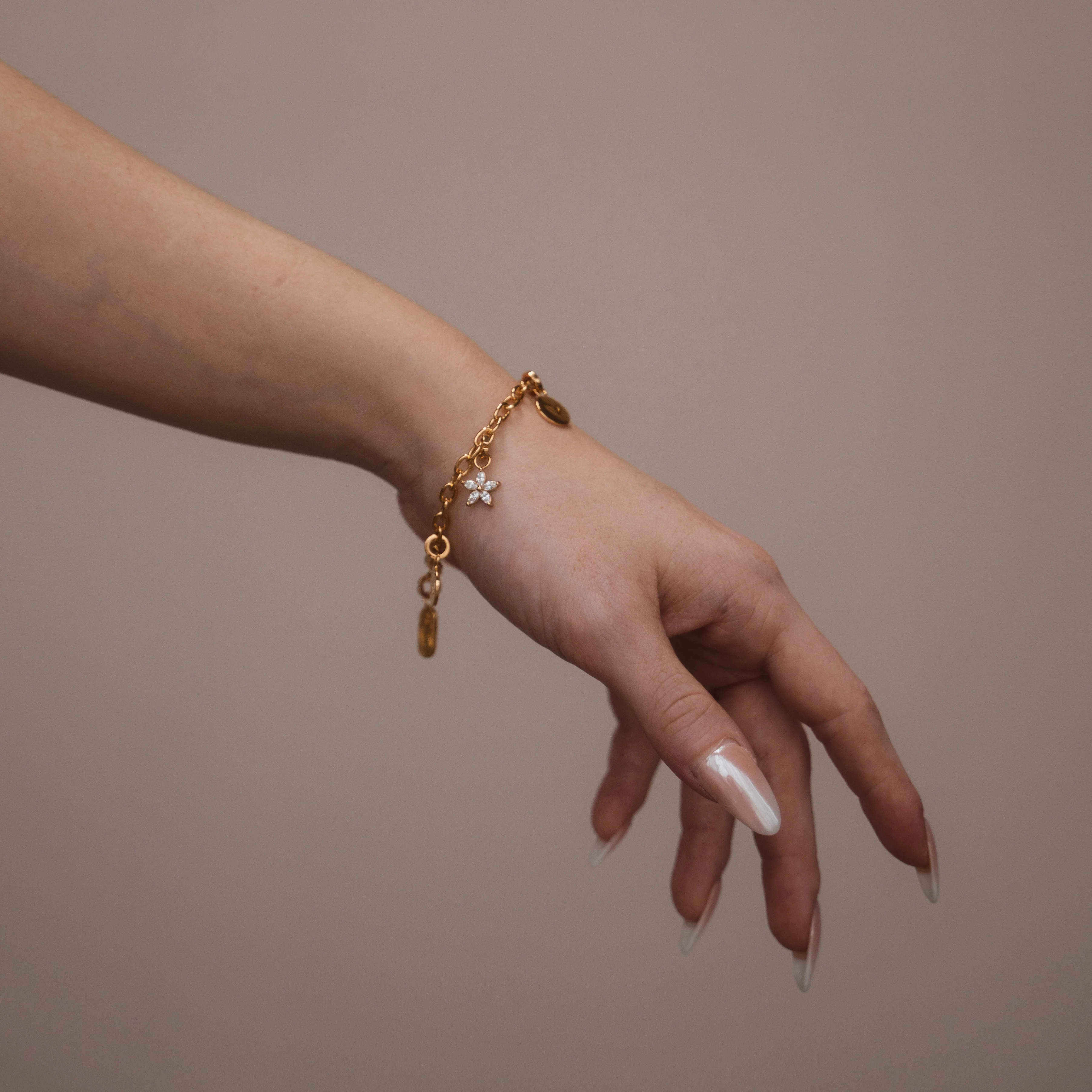 Hana Charm-Anhänger - Image 2