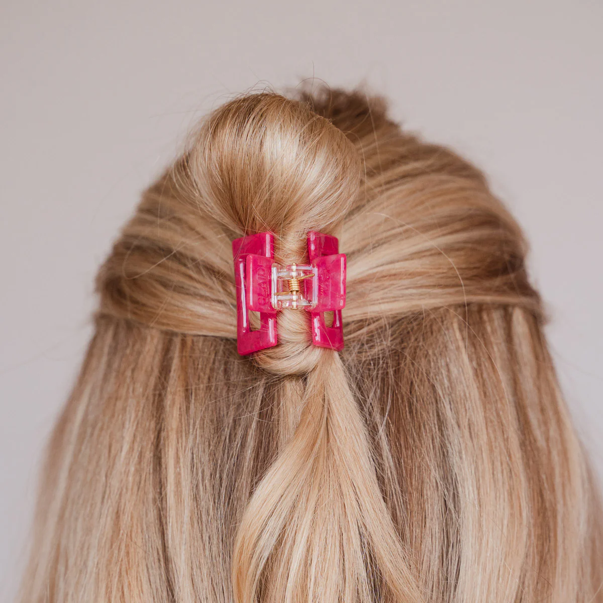 Irina Haarklammer - Image 5