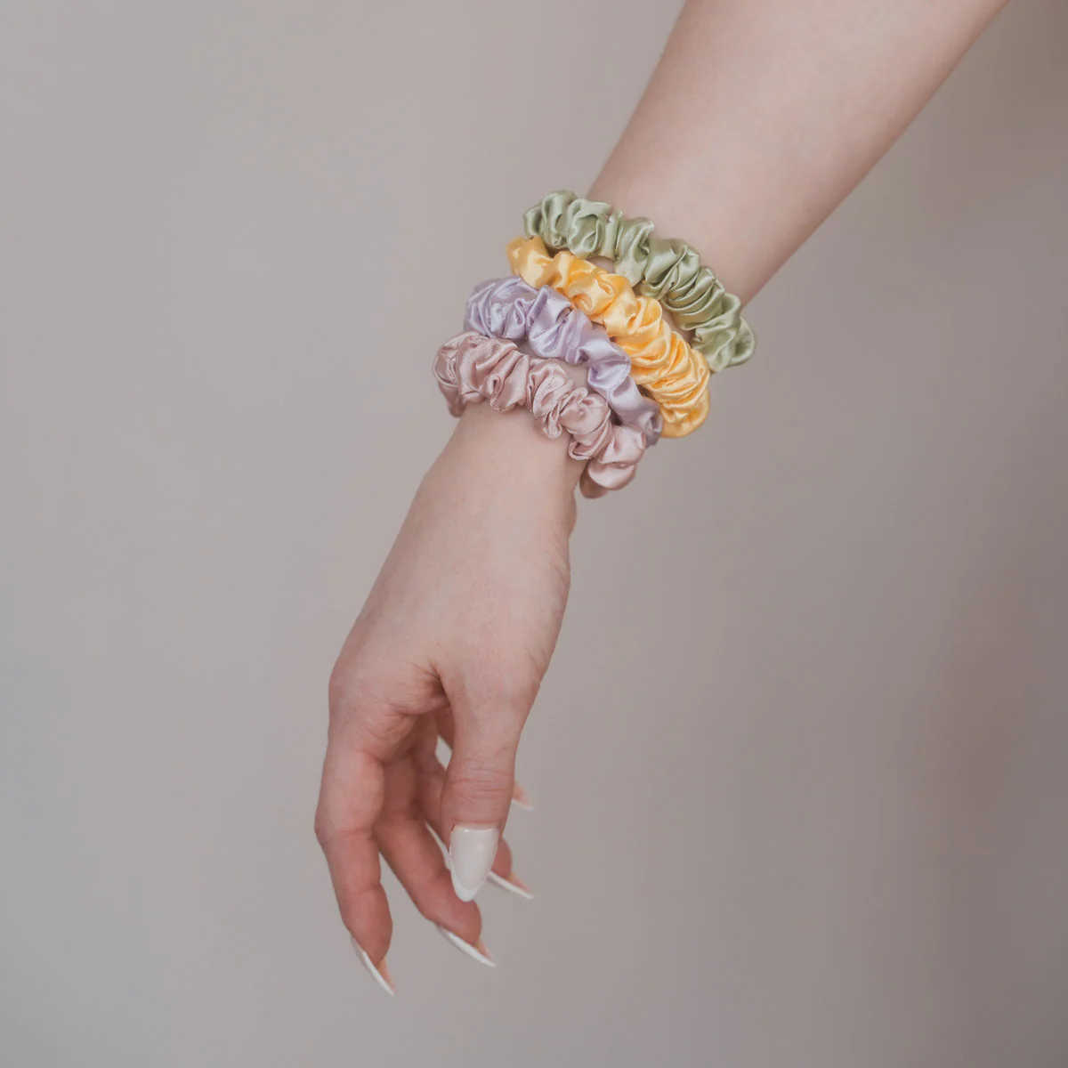 Jeanne Scrunchie - Image 5