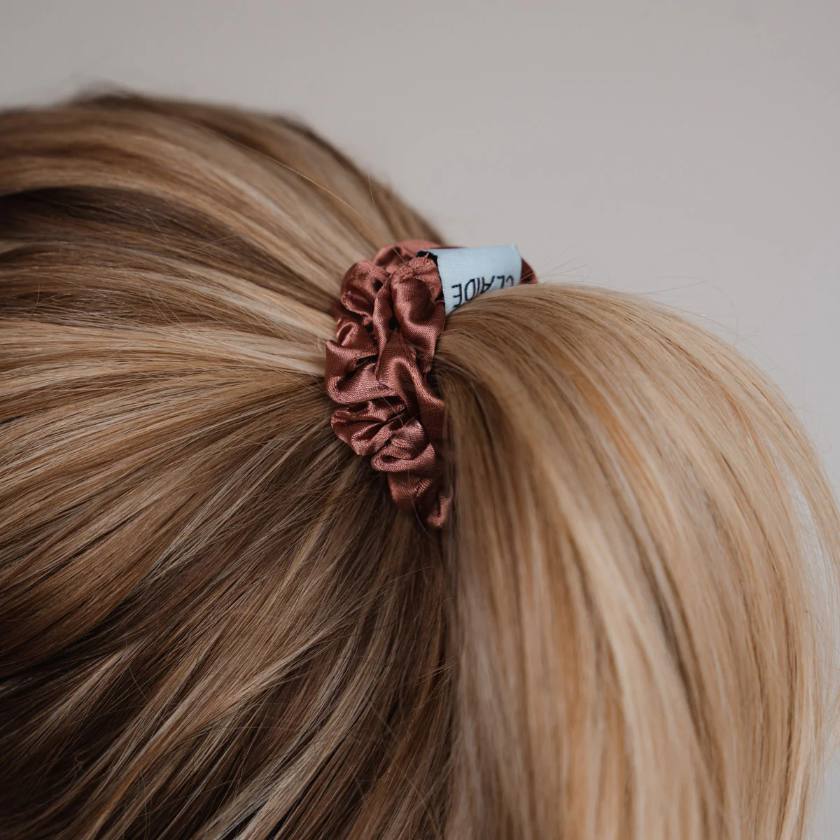 Julie Scrunchie - Image 3