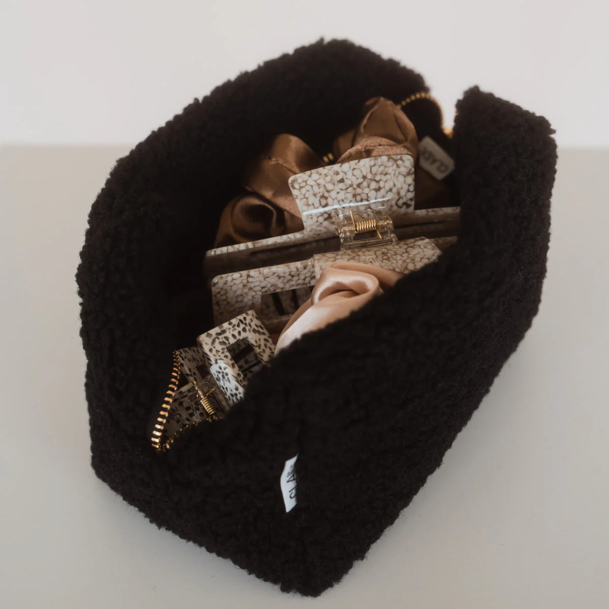 Kosmetiktasche aus Teddyfleece - Image 15