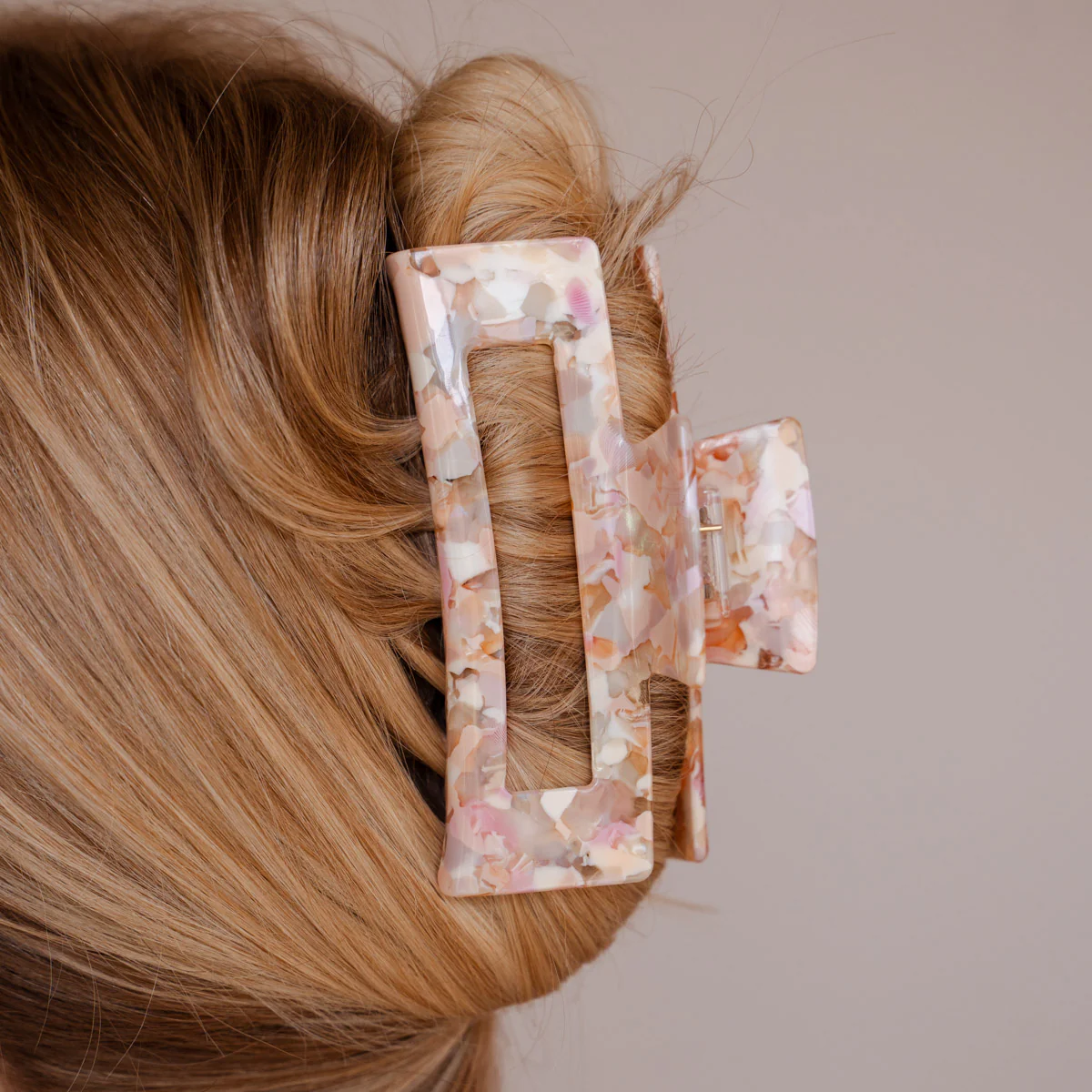 Lilia Haarklammer - Image 7