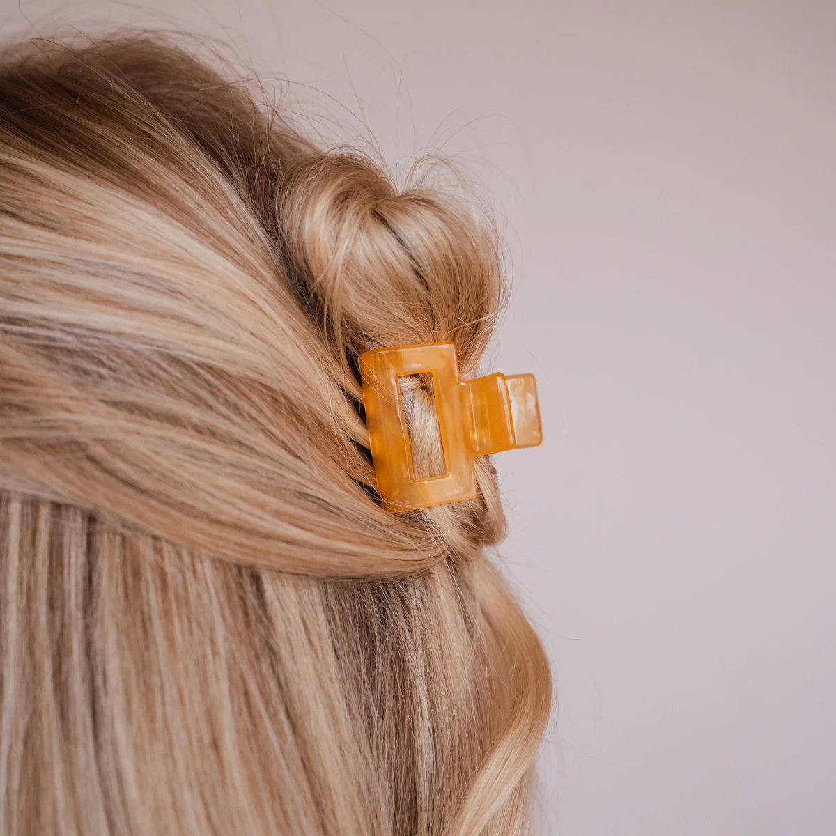 Livia Haarklammer - Image 7