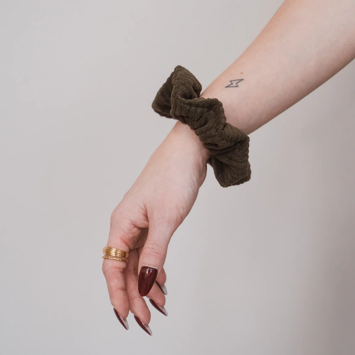 Louve Scrunchie - Image 6