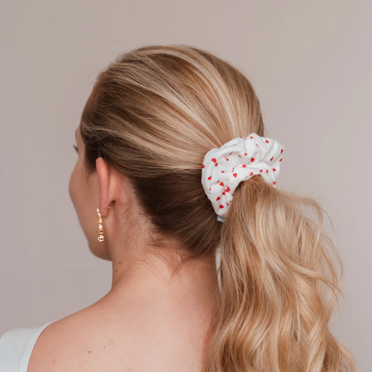 Lovelyn Scrunchie - Image 3
