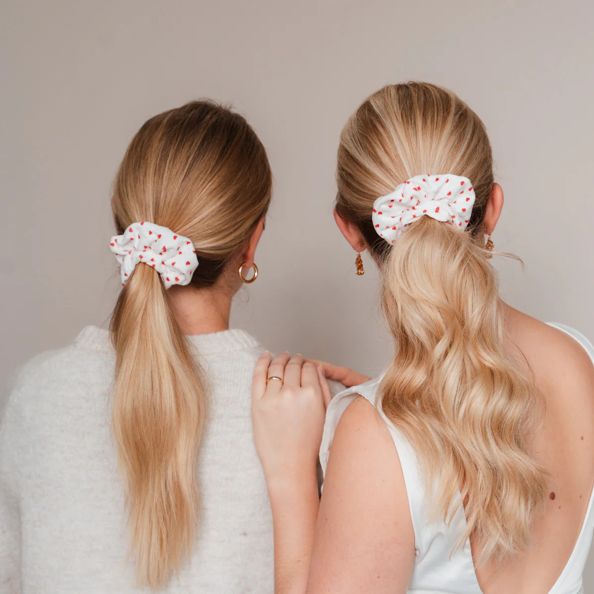 Lovelyn Scrunchie - Image 4
