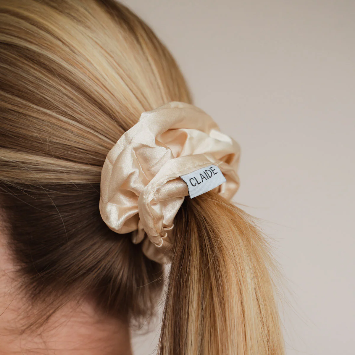 Monique Scrunchie - Image 3