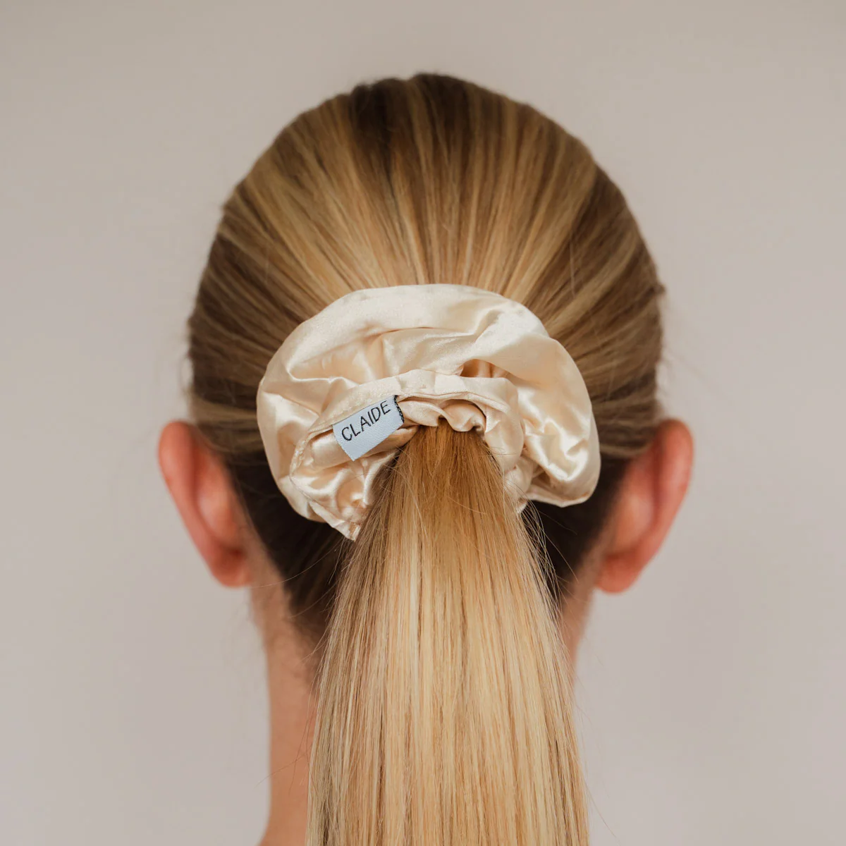 Monique Scrunchie - Image 5