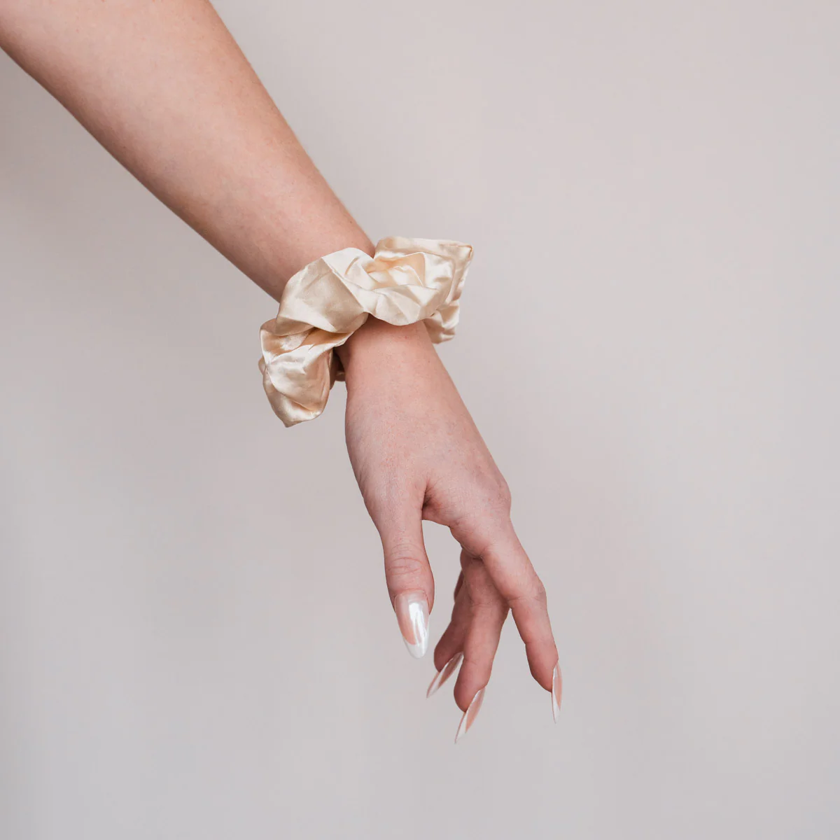 Monique Scrunchie - Image 6