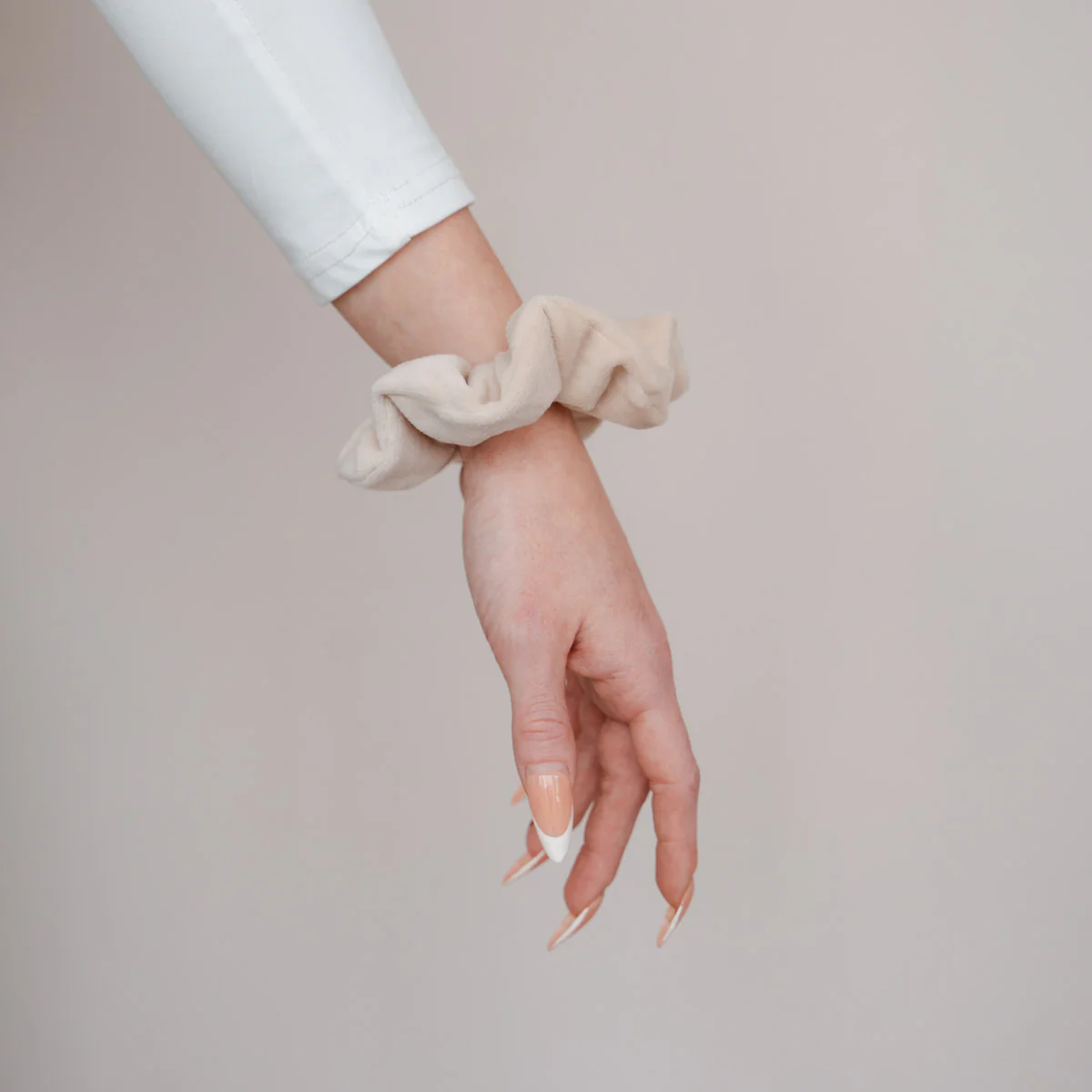 Naomi Scrunchie - Image 6