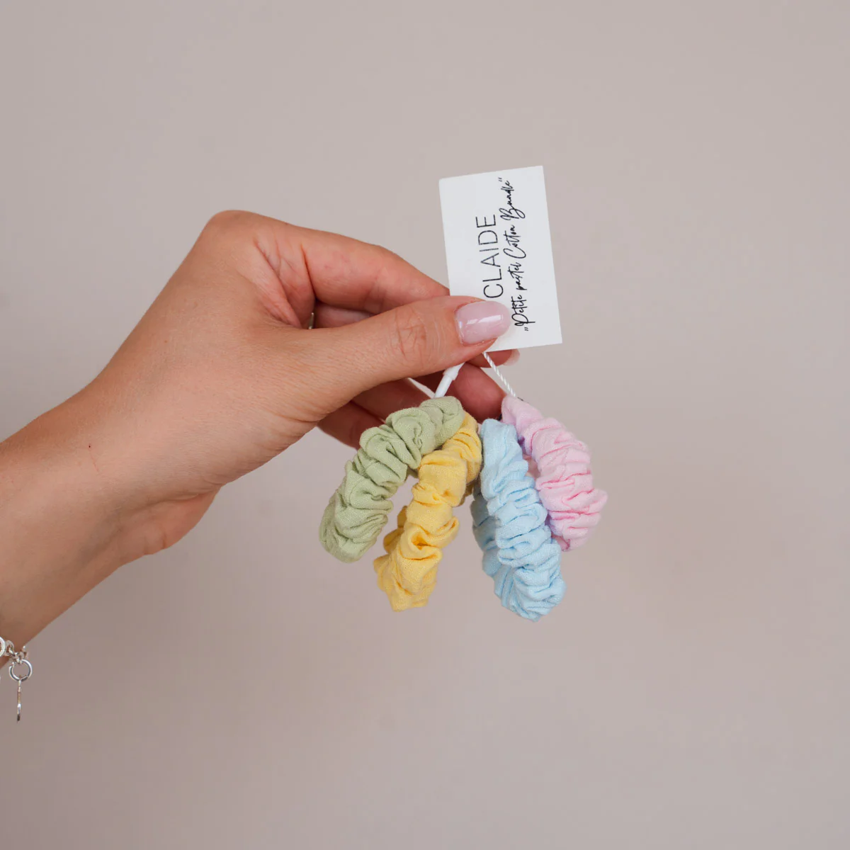 Petite Scrunchies Pastel Cotton Bundle (4er-Pack) - Image 6