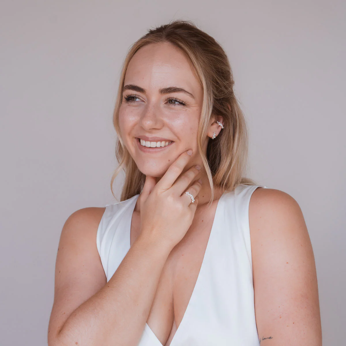 Rosi Earcuff - Image 8