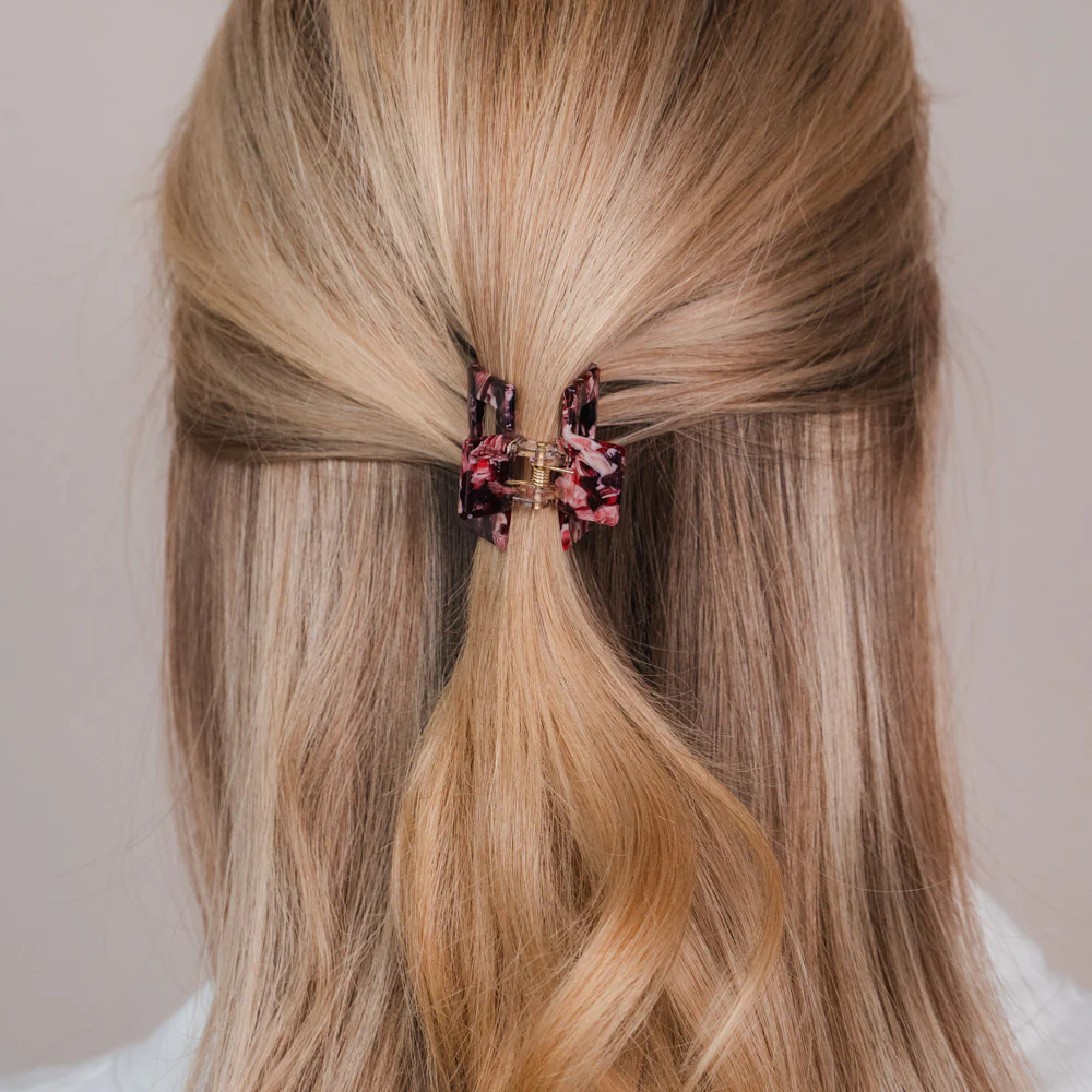 Sally Haarklammer - Image 5