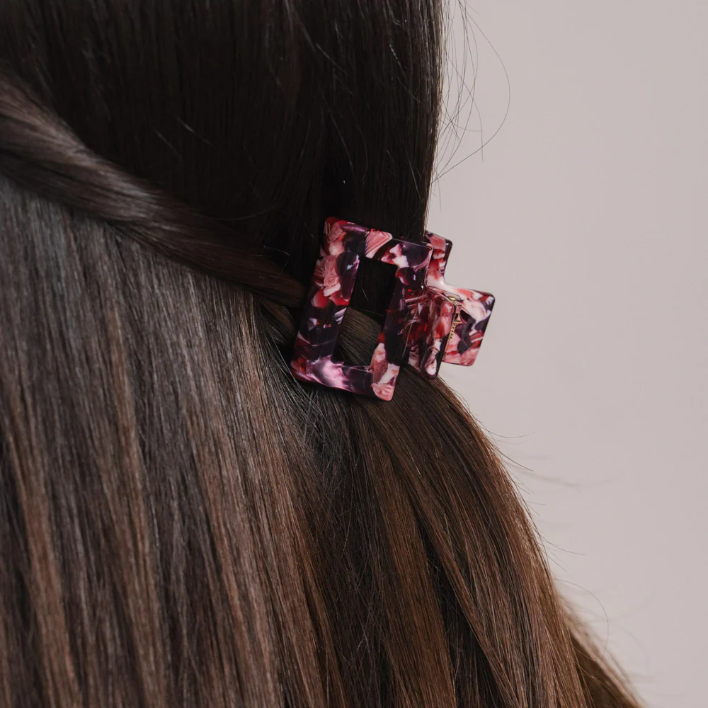 Sally Haarklammer - Image 7