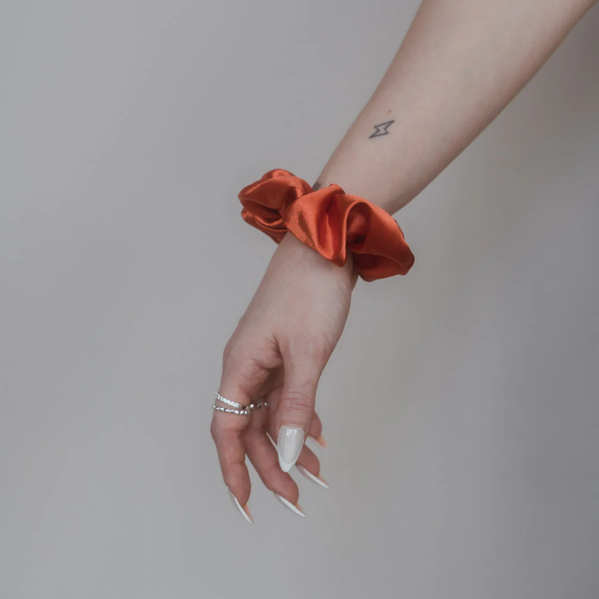 Sandrine Scrunchie - Image 4