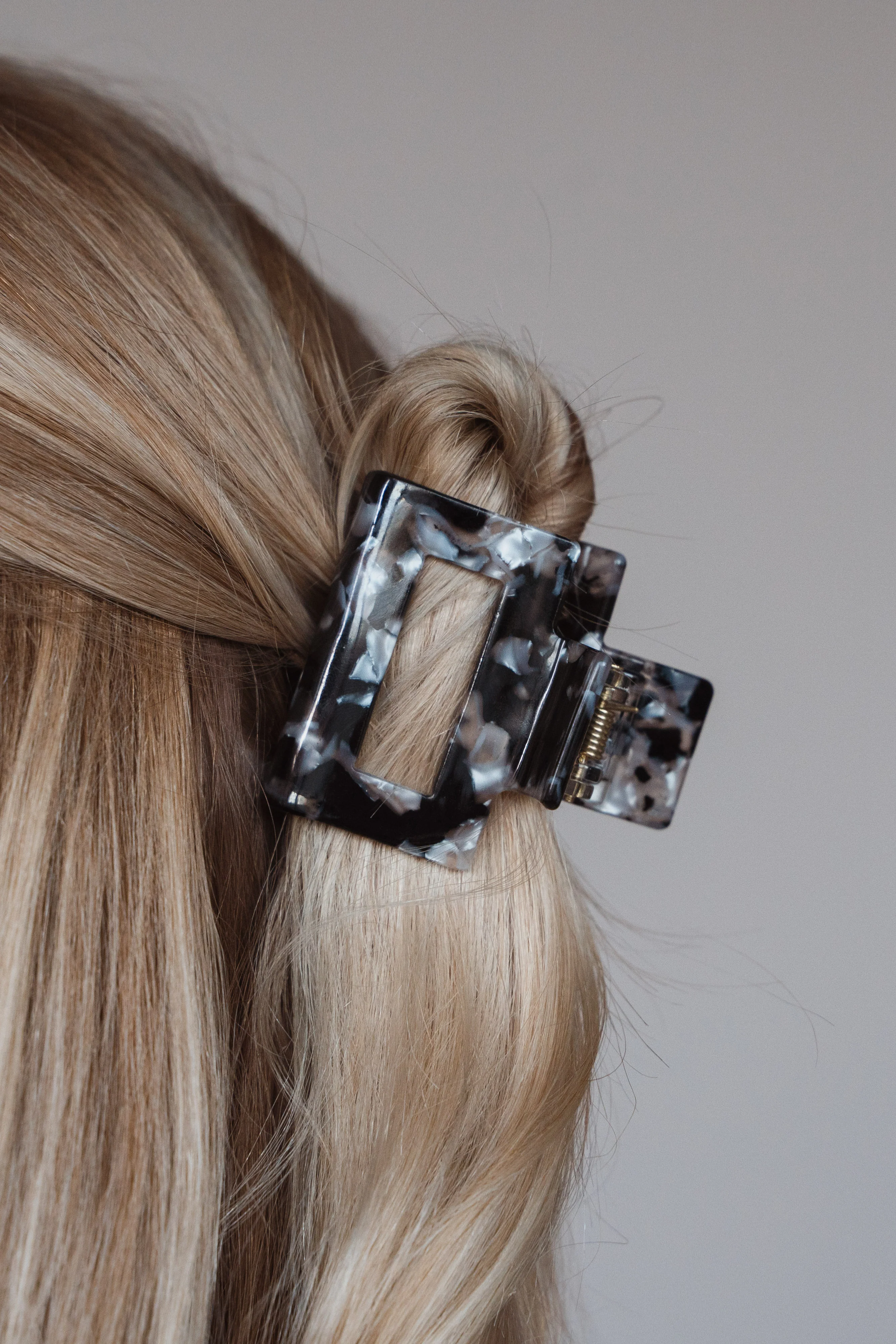 Sofia Haarklammer - Image 3