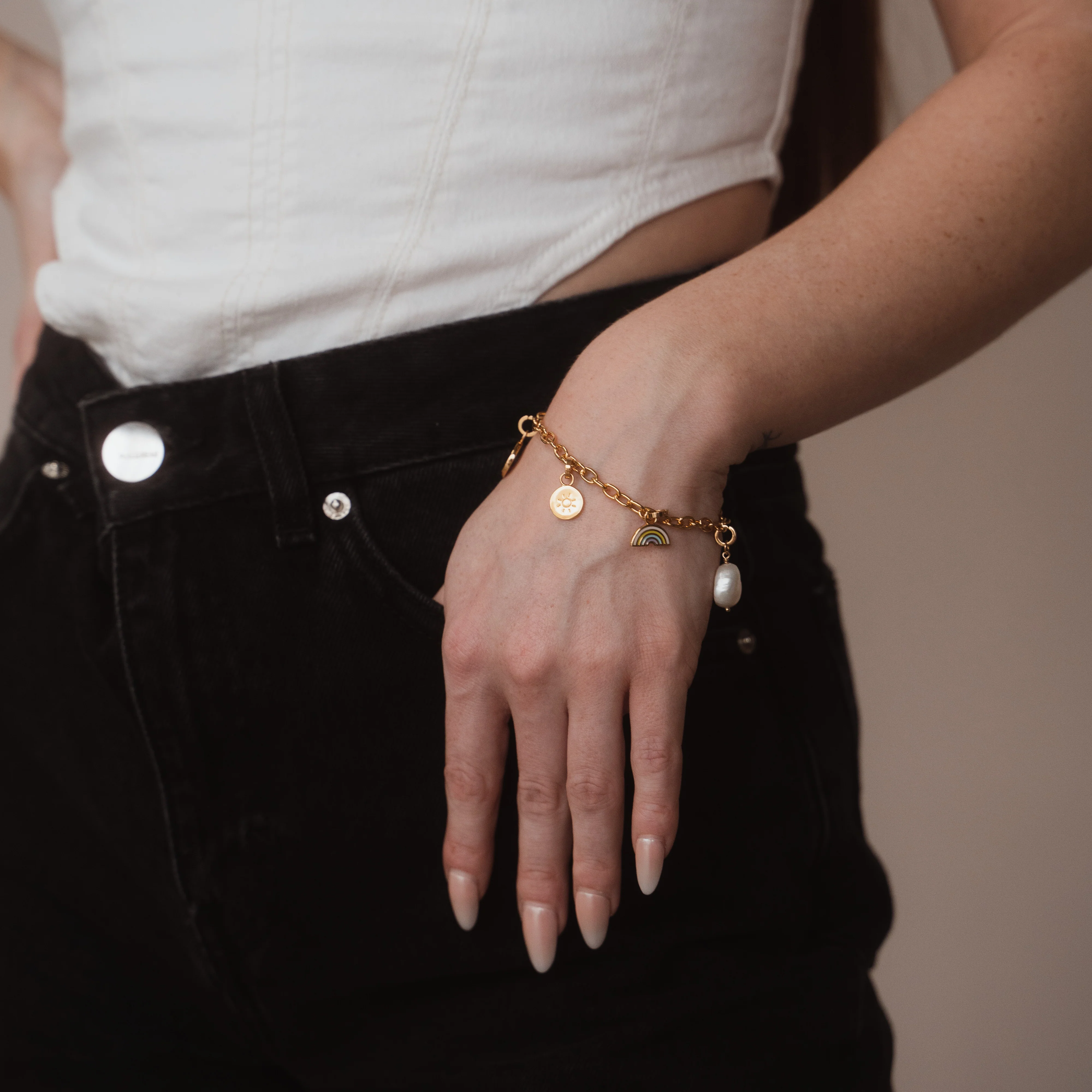 Sol Charm-Anhänger - Image 2