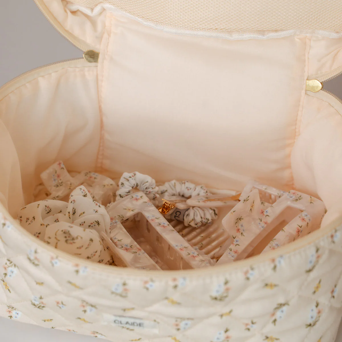 Wild Bloom Travel Bag - Image 4